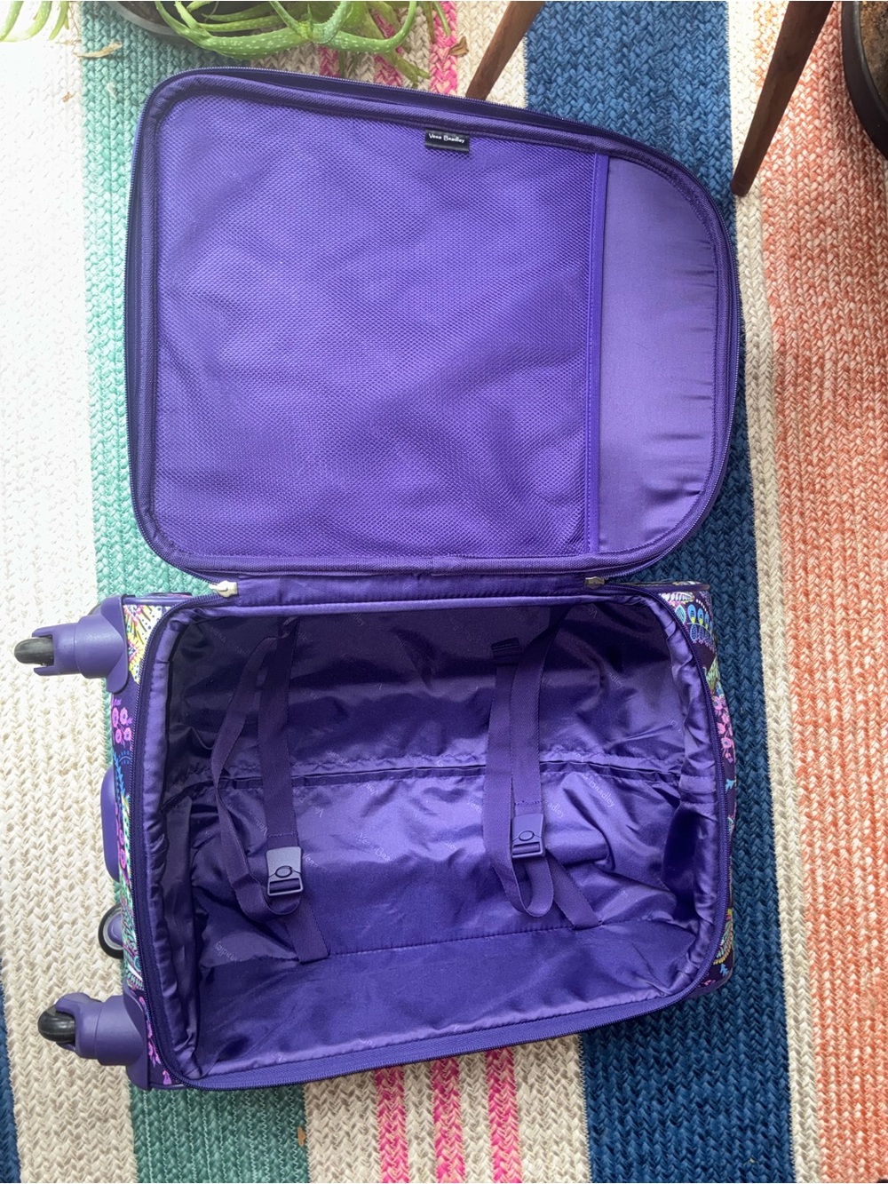 Vera Bradley Purple Paisley 4-Wheel Spinner Carry-On Luggage Suitcase - Picture 9 of 9